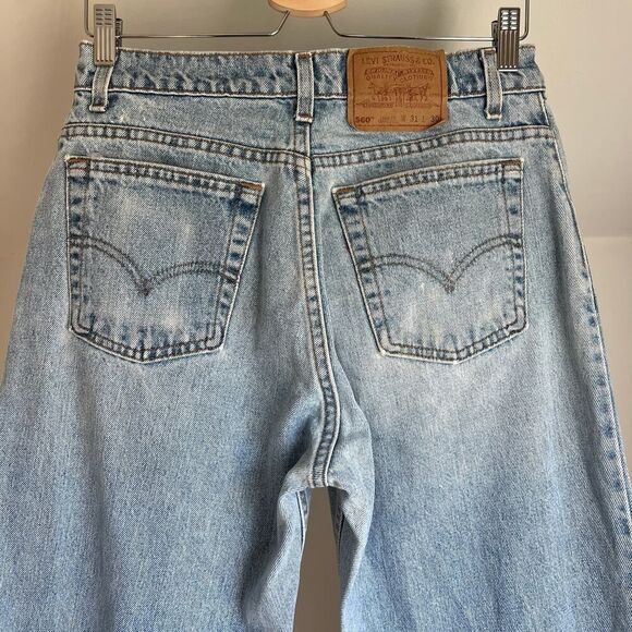 Vintage 90s Levi's 560 Jeans Light wash‎ mom Loose Fitting Size 29" Waist - Picture 1 of 7